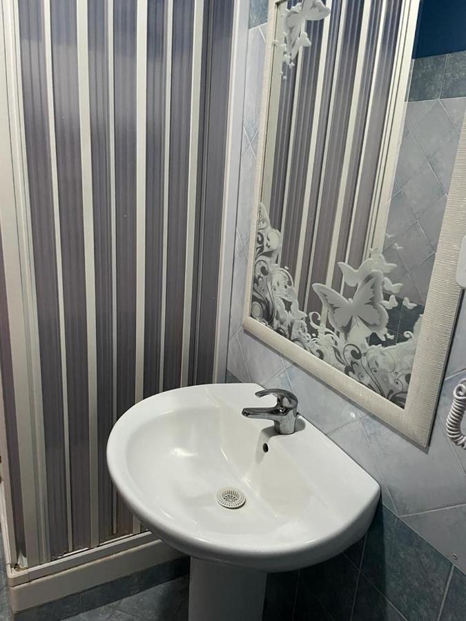 Locami Holiday&Rooms Suite Jolanda Catania Exterior photo